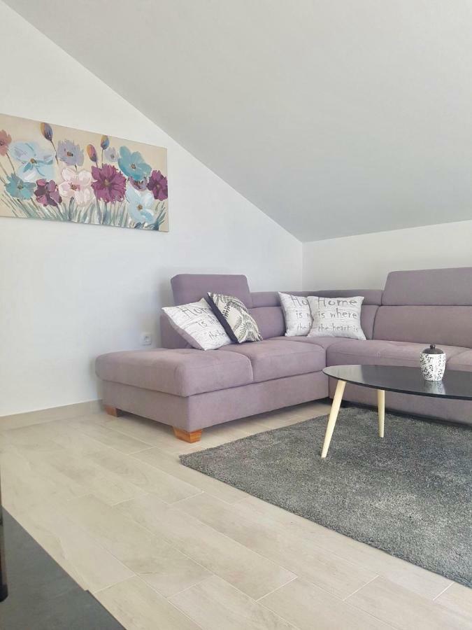 Apartment Hera With Balcony And Free Parking Задар Екстериор снимка